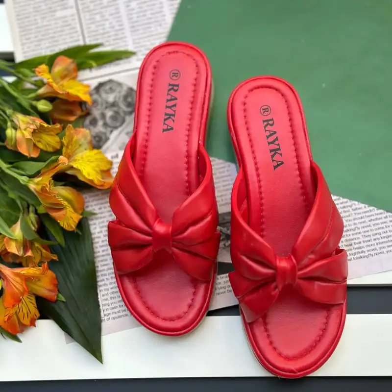 دمپایی زنانه رایکا مدل پریسا