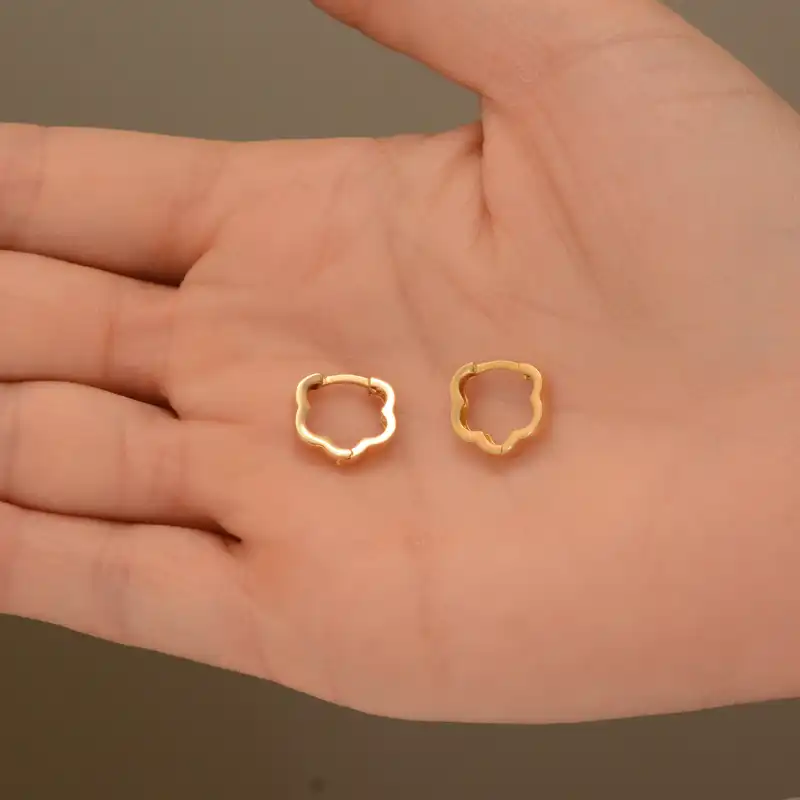 گوشواره طلا 18 عیار زنانه طلای مستجابی مدل گل کد 07