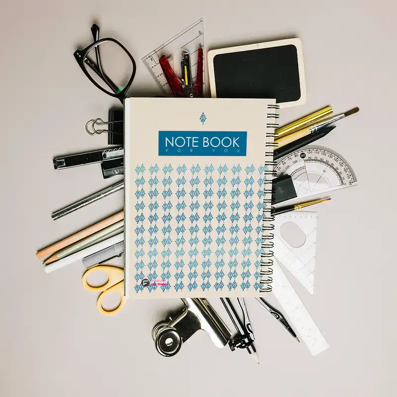 دفتر مشق 100 برگ فولیوگرافی طرح پروانه کد 1 به همراه استیکر