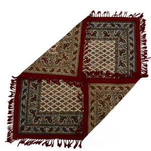روميزي قلمكارممتاز اصفهان اثر عطريان طرح گل و مرغ  مدل G186