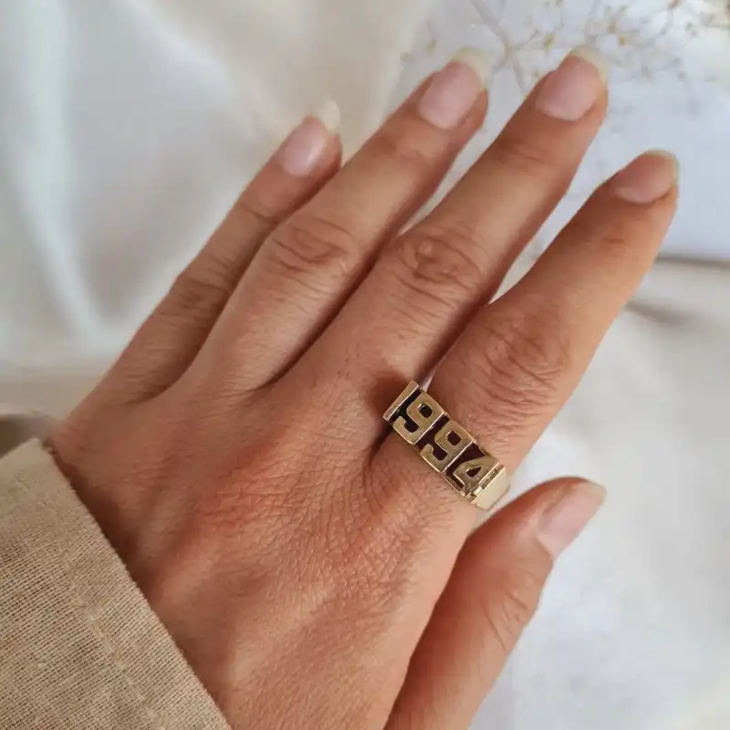 انگشتر مدل سال میلادی 1994