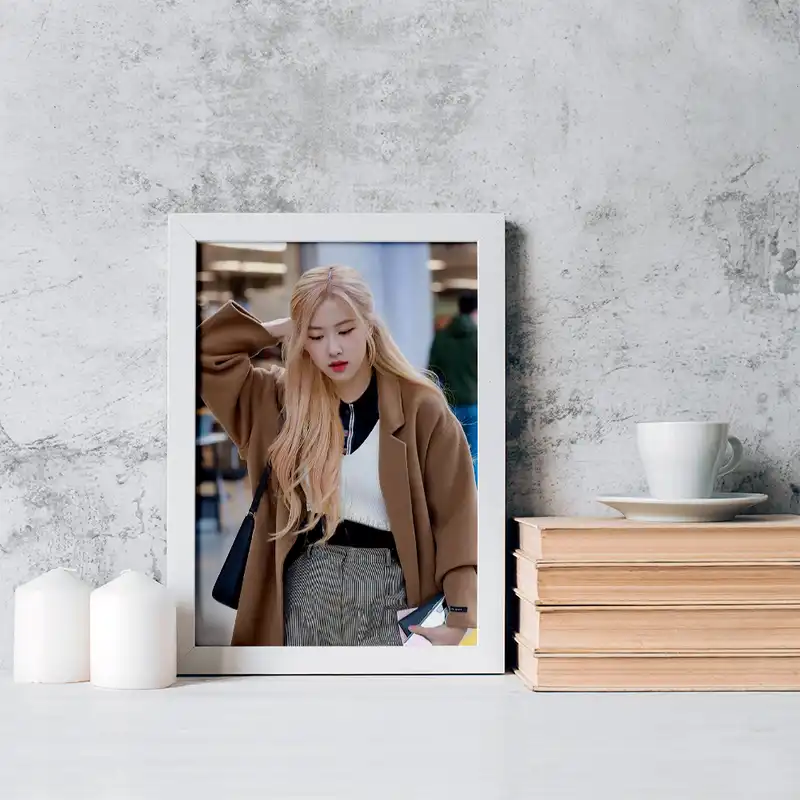 تابلو خندالو مدل رزی گروه بلک پینک کد 16698