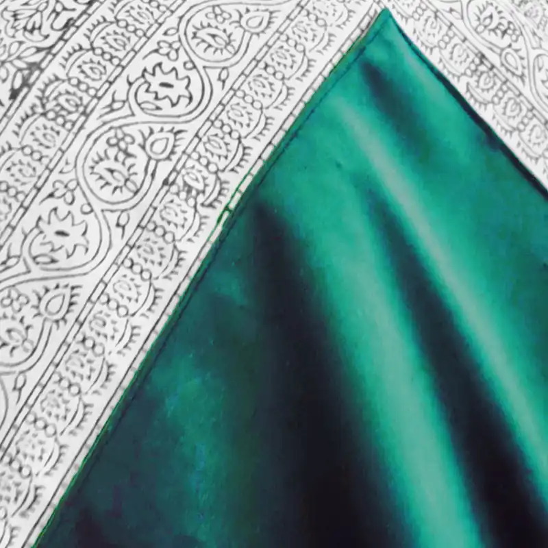 سفره قلمکار مدل مخمل