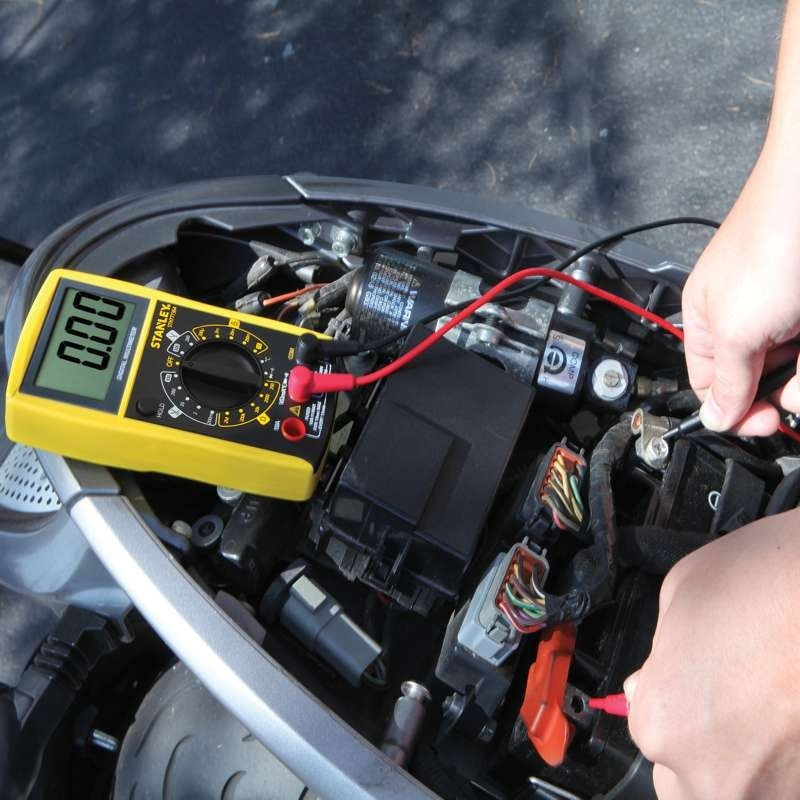 مولتی متر دیجیتال استنلی مدل 364 مولتی متر دیجیتال استنلی مدل 364