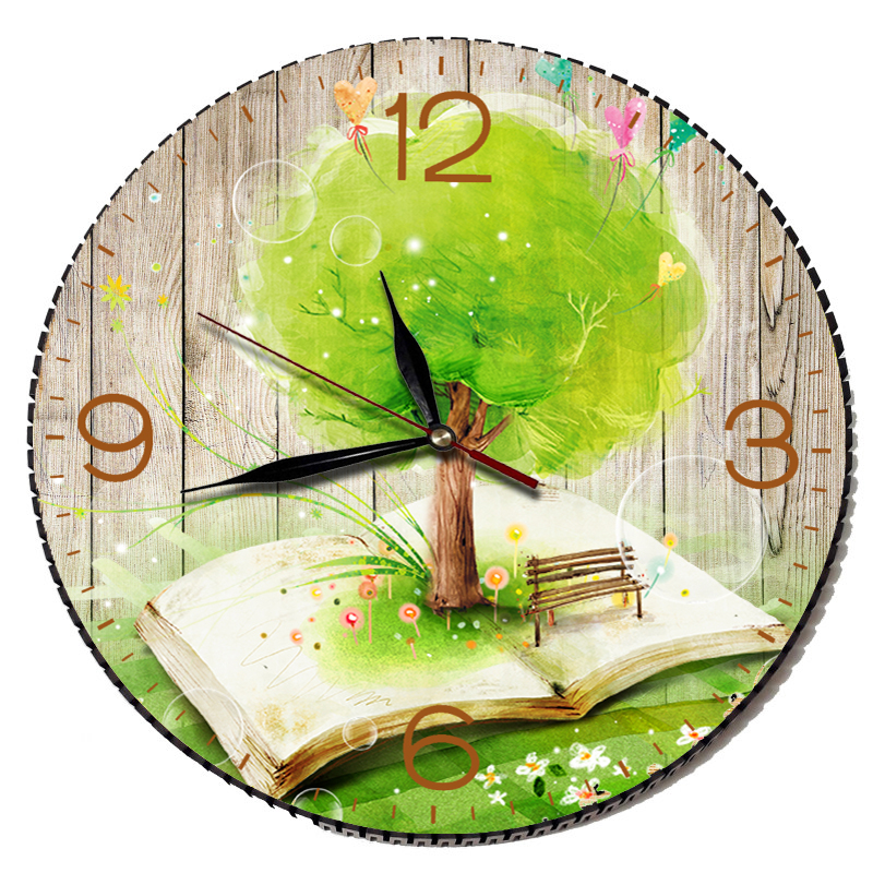 ساعت دیواری مدل درخت و کتاب