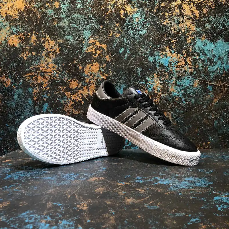 کفش پیاده روی مدل samba bkwh-122004005