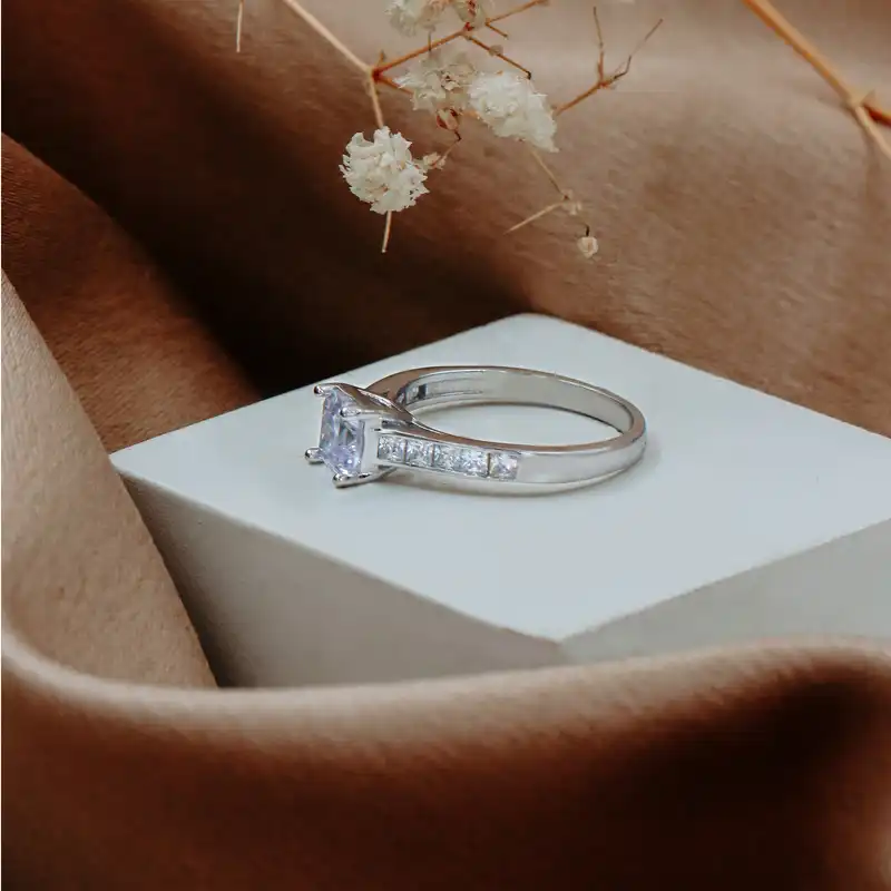 انگشتر نقره زنانه جی تی ای مدل تک داش پرنسس