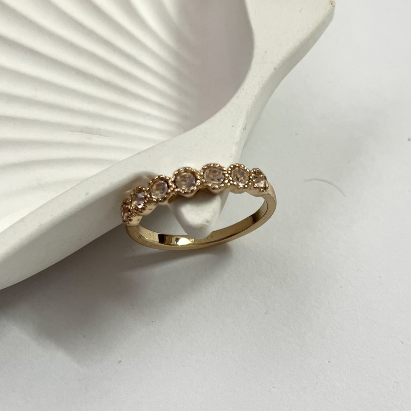 انگشتر زنانه  مدل نگینی