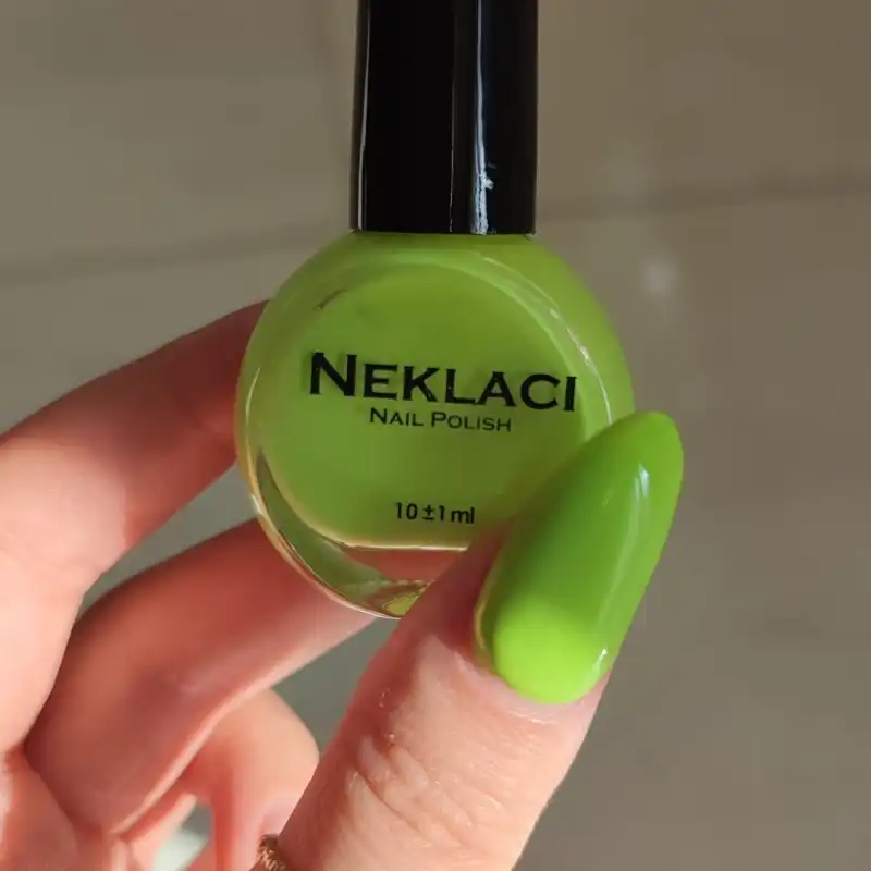 لاک ناخن نکلاسی کد 24