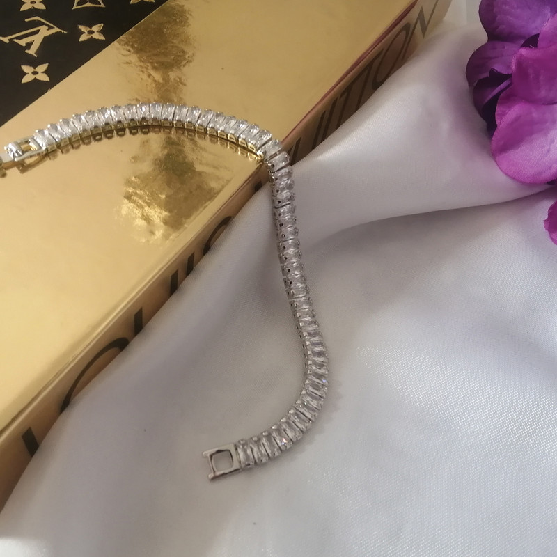 دستبند زنانه مدل فول نگین T27123
