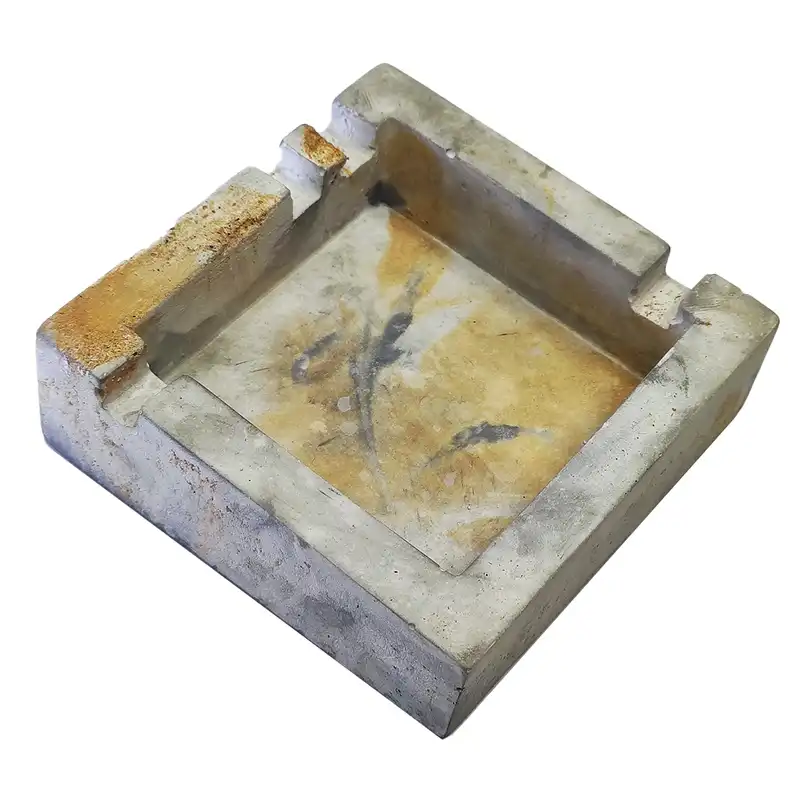 زیرسیگاری مدل متالیکا