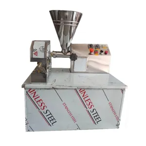 کباب زن برقی مدل M_1000