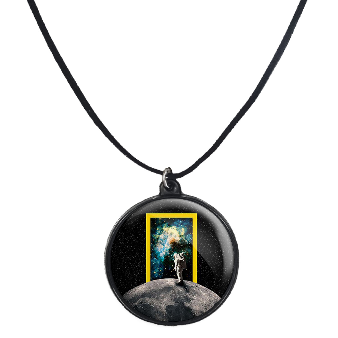 گردنبند پرمانه طرح فضانورد کد pmb.10345 مدل دو طرفه