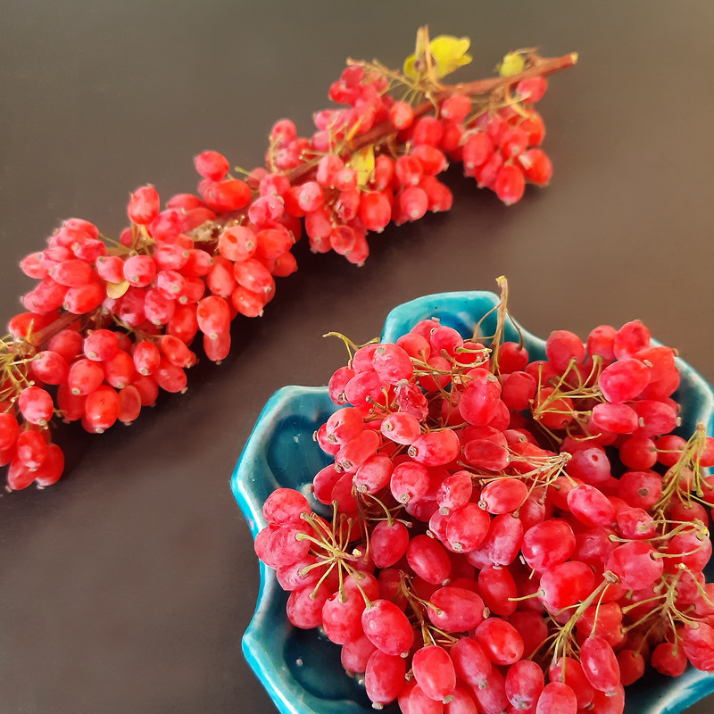 زرشک دانه اناری زعفران شهر قائمی - 200 گرم