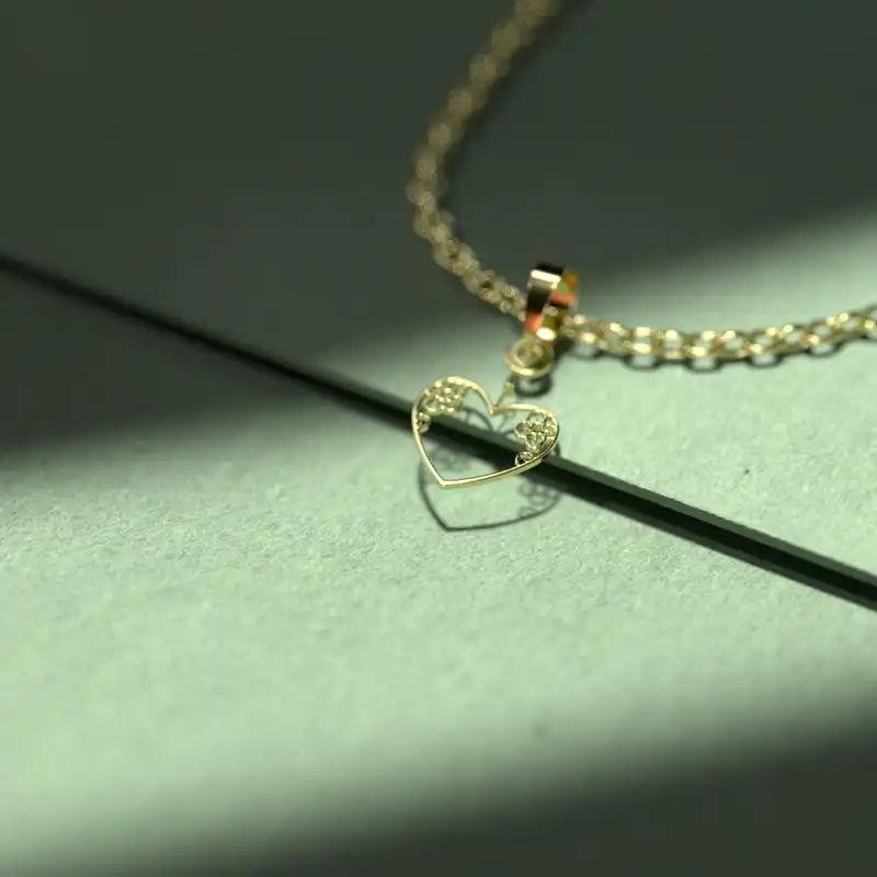 گردنبند طلا 18 عیار زنانه مدوپد مدل طرح قلب کد DD1240