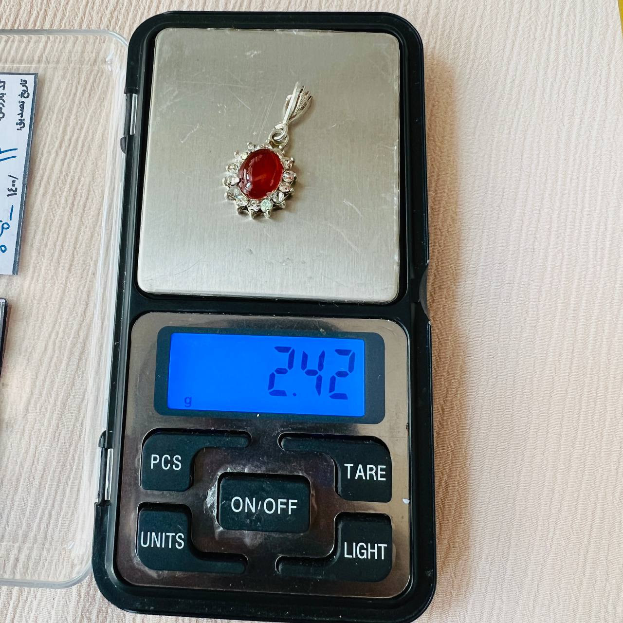 آویز گردنبند نقره زنانه مدل سنگ عقیق خورشید نگین دار