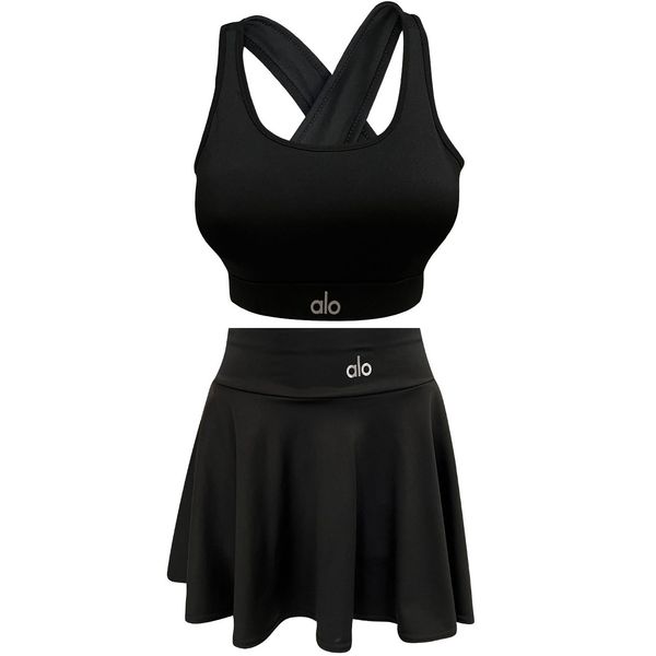 ست نیم تنه و دامن ورزشی زنانه کد 23