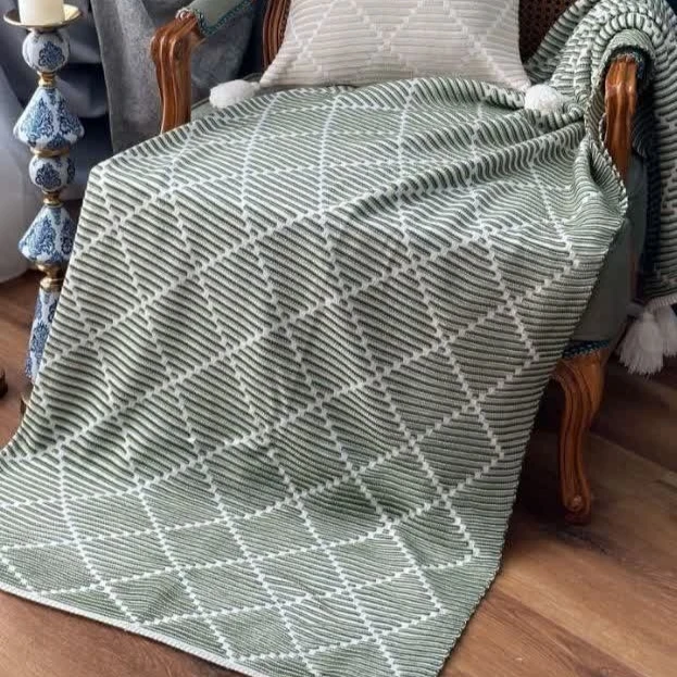 شال مبل طرح افرا ابعاد 170 × 140 سانتی متر