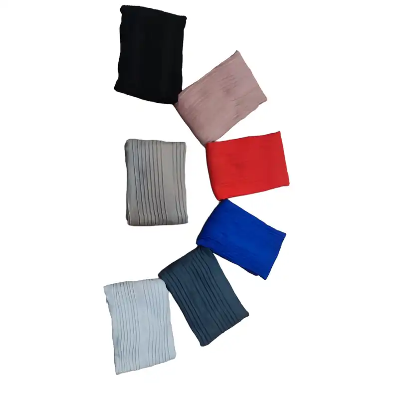 شال زنانه کاریان مدل پلیسه