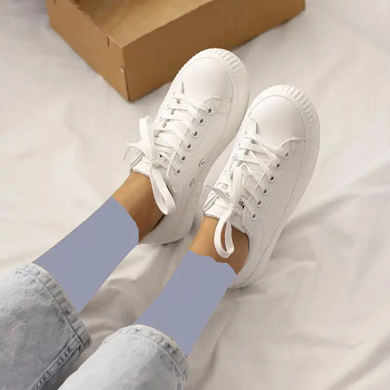 کفش روزمره زنانه مدل موگه 1