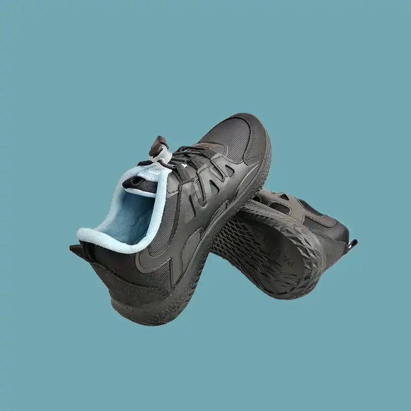 کفش مخصوص پیاده روی مدل ۲۰