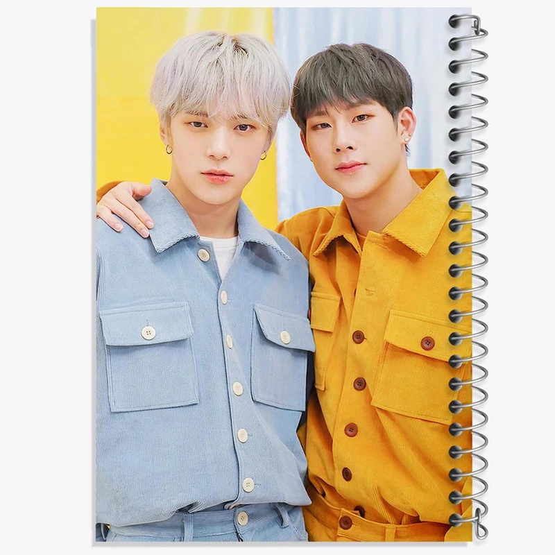 دفتر مشق 50 برگ خندالو مدل گروه مانستا اکس Monsta X کد 21198