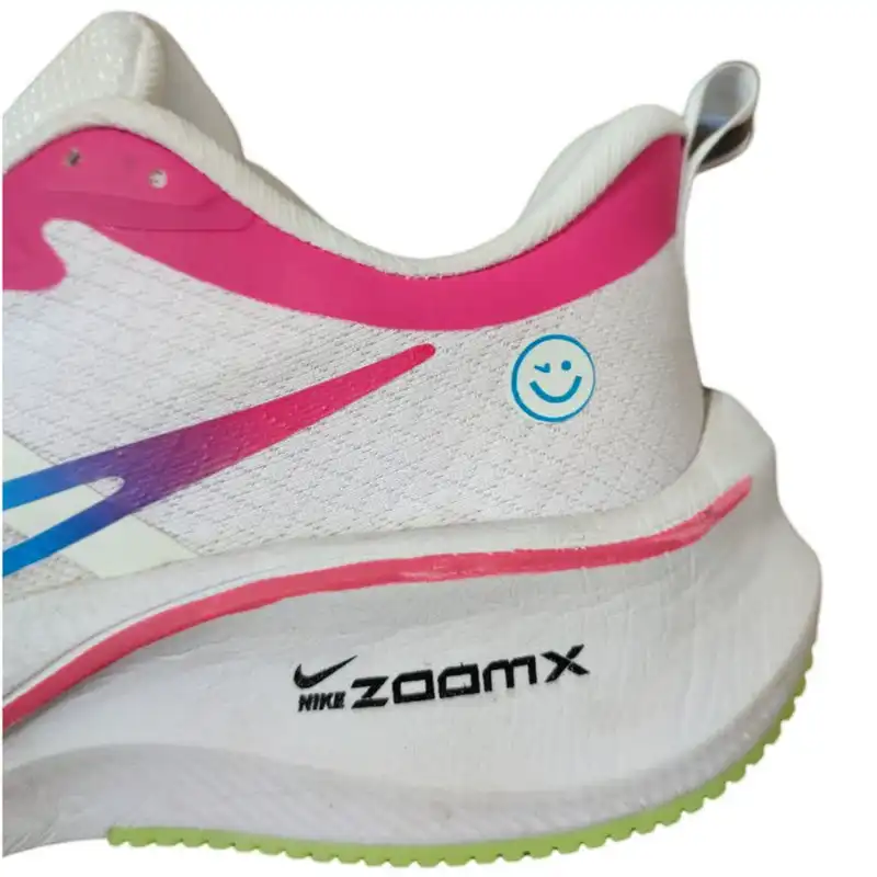 کفش مخصوص دویدن زنانه مدل N ZOOM X