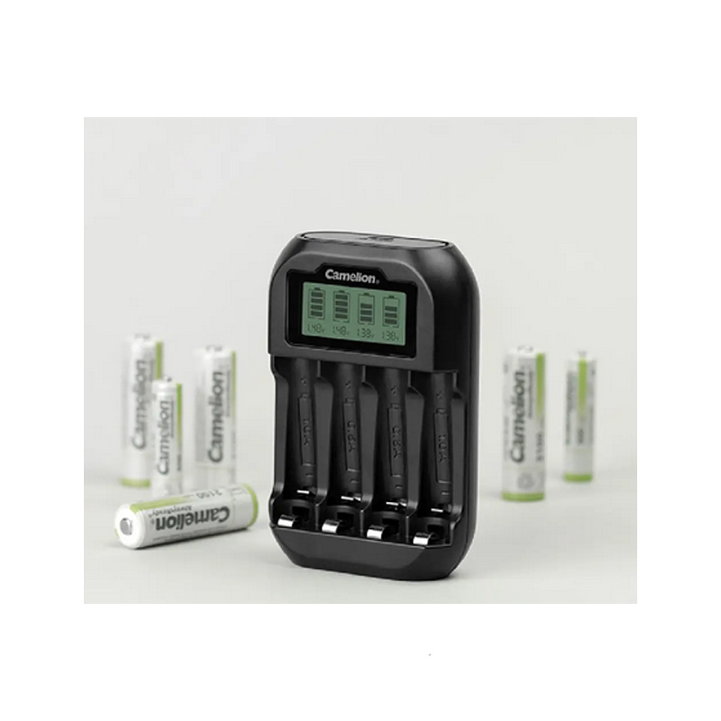 شارژر باتری کملیون مدل BC-1046 به همراه 4 عدد باتری قلمی و نیم قلمی شارژی