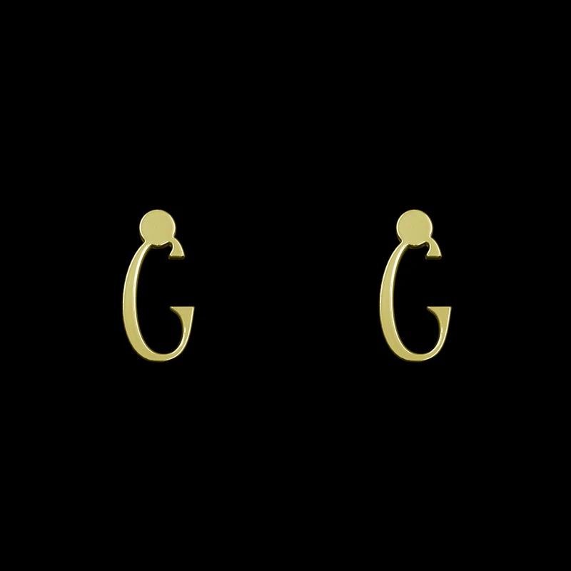 گوشواره طلا 18 عیار زنانه مدوپد مدل حرف G کد GA1-17127