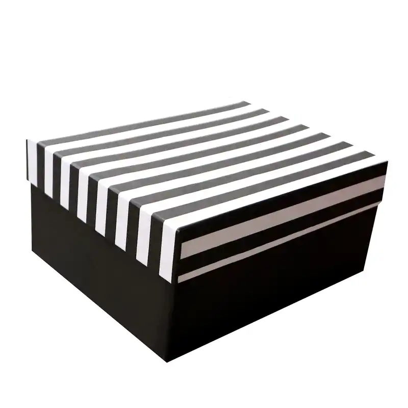 جعبه هدیه مدل چهارخونه B کد 6