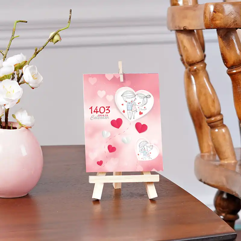 تقویم رومیزی سال 1403 طرح نقاشی مدل بوم چوبی S01