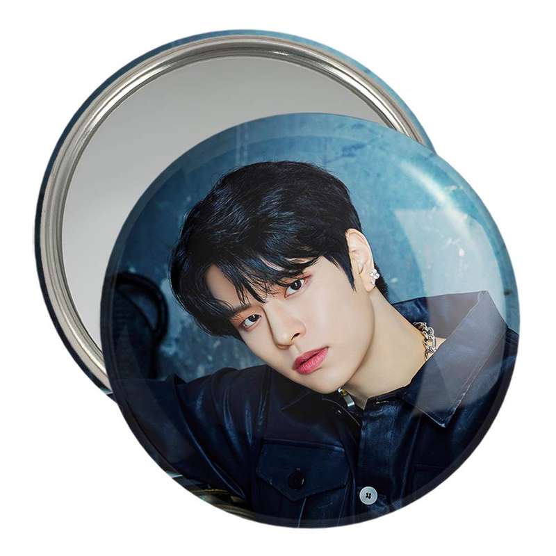 آینه جیبی خندالو مدل سونگمین گروه استری کیدز Stray Kids کد 11872 آینه جیبی خندالو مدل سونگمین گروه استری کیدز Stray Kids کد 11872