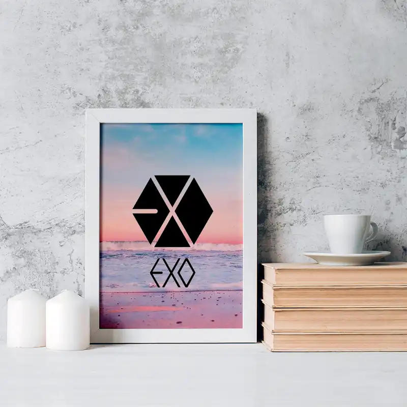 تابلو خندالو مدل گروه اکسو EXO کد 16864