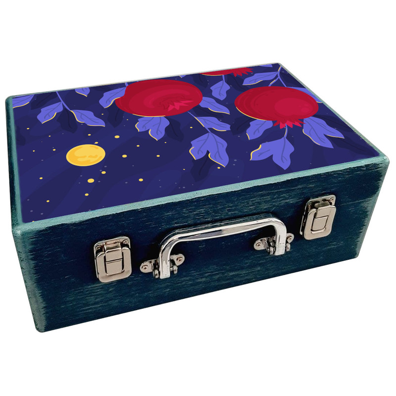 جعبه چوبی مدل چمدان طرح یلدای ایرانی کد WS393