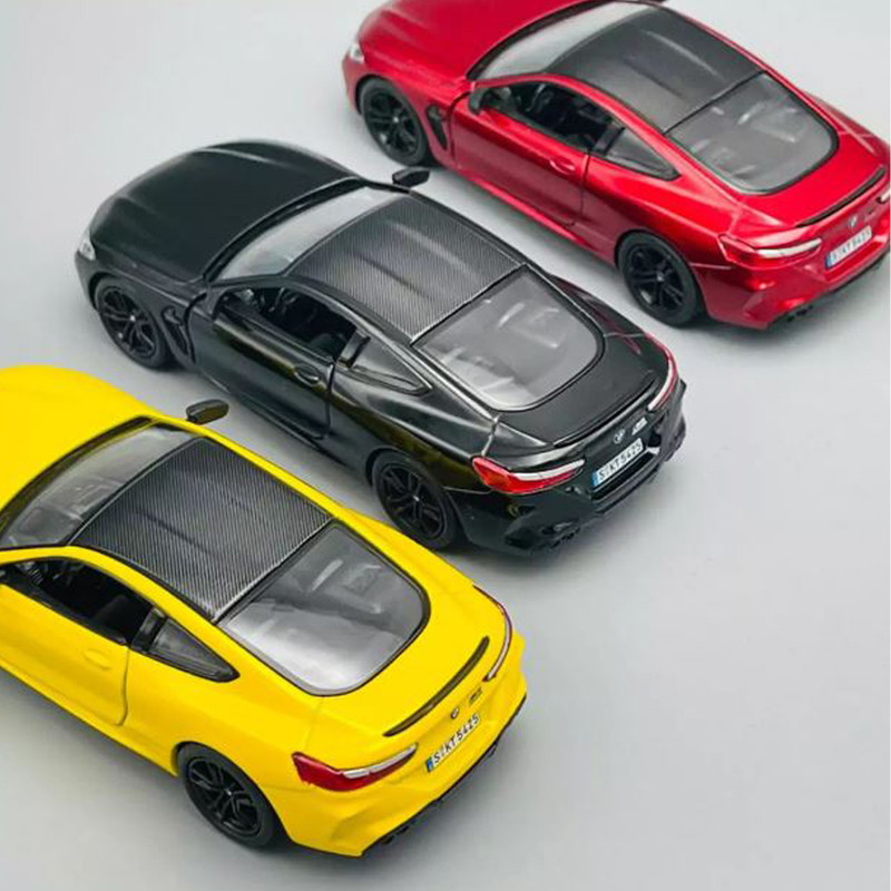 ماشین بازی کینزمارت مدل BMW M8 coupe