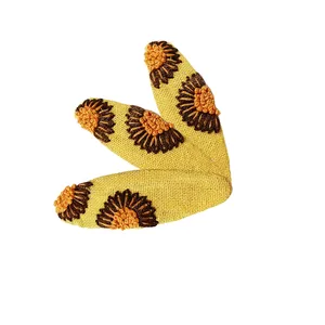 گیره مو دخترانه مدل تق تقی گلدوزی شده HT - 0015 مجموعه سه عددی