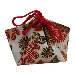 جعبه هدیه مدل هرمی 