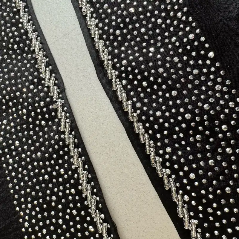 شال زنانه مدل ساتن پتینه سنگدوزی جواهر دوزی نگین دار مجلسی مهمانی کد 52