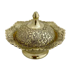 قندان برنجی مدل طاوس140031