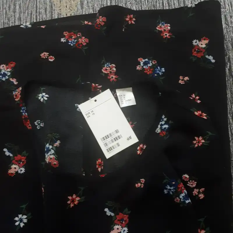 پیراهن زنانه اچ اند ام مدل 0690276003