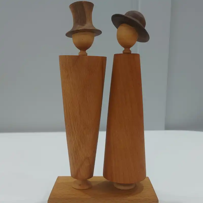 تندیس مدل چوبی زوج عاشق فانتزی