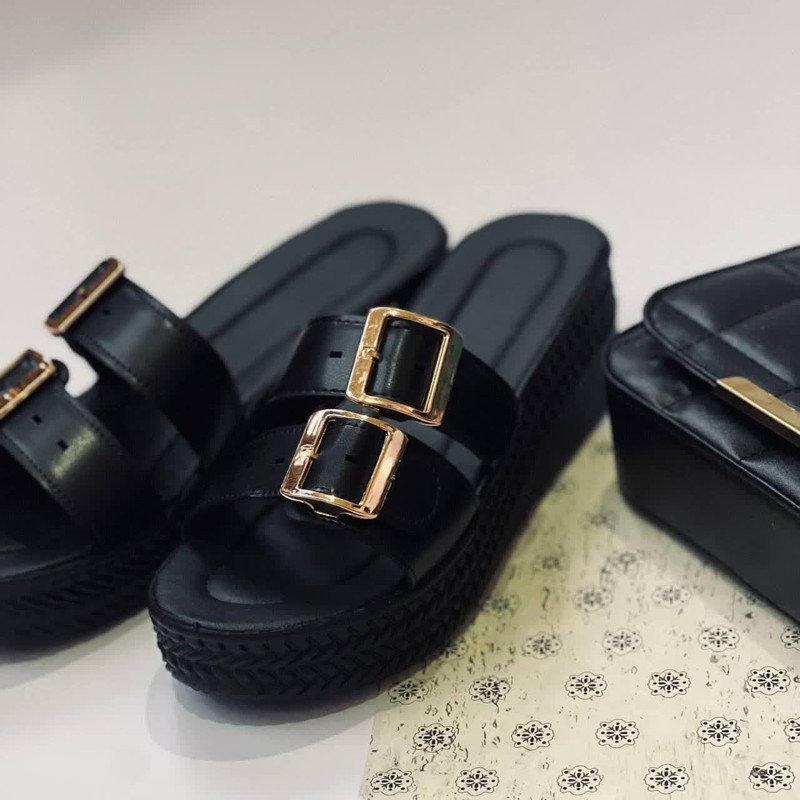 دمپایی زنانه مدل  گندومی