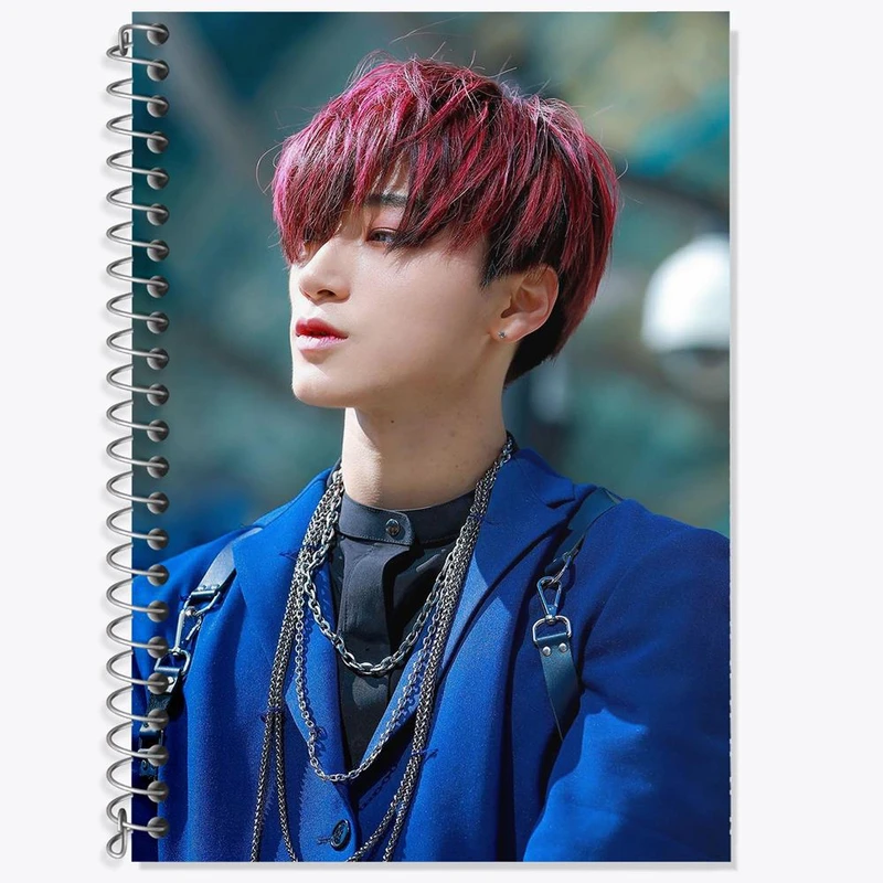 دفتر زبان 50 برگ خندالو مدل دو خط طرح سان گروه ایتیز ATEEZ کد 21276