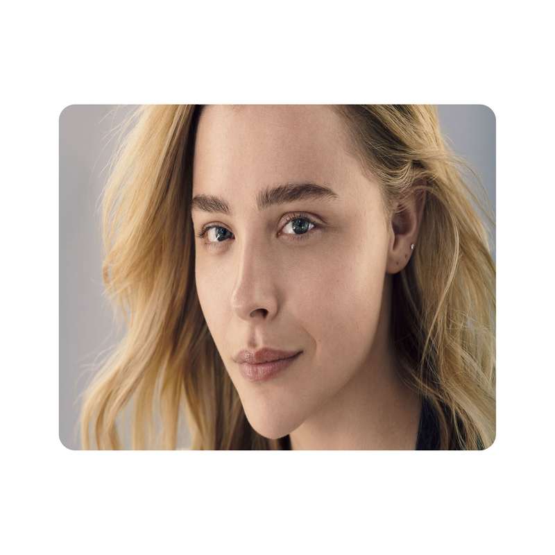 ماوس پد اطلس آبی طرح بازیگر کلویی گریس مورتز مدل T6597