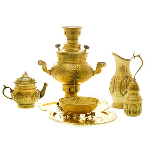 سرویس سماور ذغالی 6 پارچه برنجی مدل عدسی ترک دار کد 4597