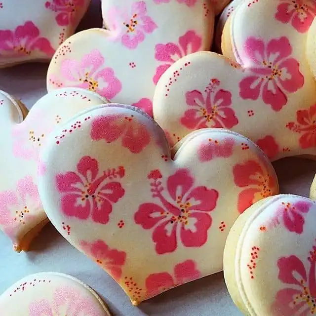 ابزار تزیین کیک به گز مدل استنسیل کوکی طرح گل شیپوری