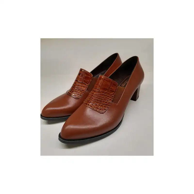 کفش زنانه سرزمین چرم مدل کد 1487 رنگ عسلی