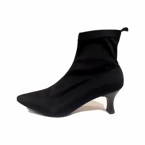 نیم بوت زنانه مدل st