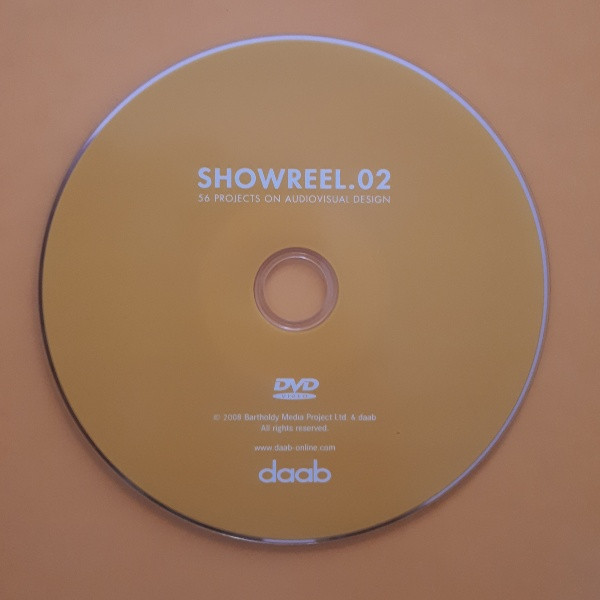 كتاب Showreel.02 : 56 Projects on Audiovisual Design اثر Bjorn Bartholdy انتشارات daab كتاب Showreel.02 : 56 Projects on Audiovisual Design اثر Bjorn Bartholdy انتشارات daab