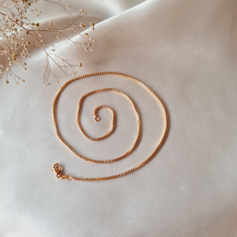 زنجیر زنانه ژوپینگ مدل ونیزی کد 810 زنجیر زنانه ژوپینگ مدل ونیزی کد 810